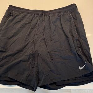 Short sport Nike